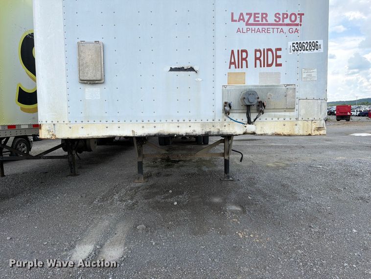 image for item YA3611 2005 Strick S753 dry van trailer