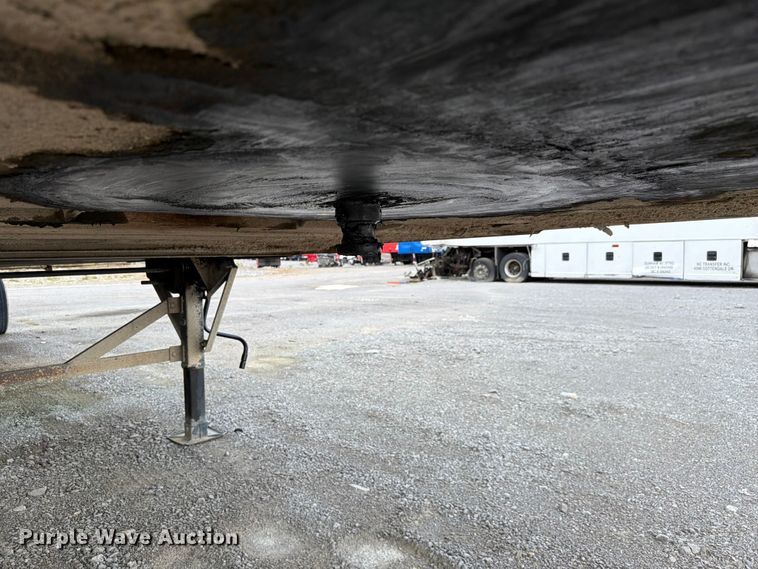 image for item YA3611 2005 Strick S753 dry van trailer