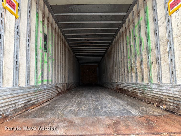 image for item YA3612 2004 Great Dane dry van trailer