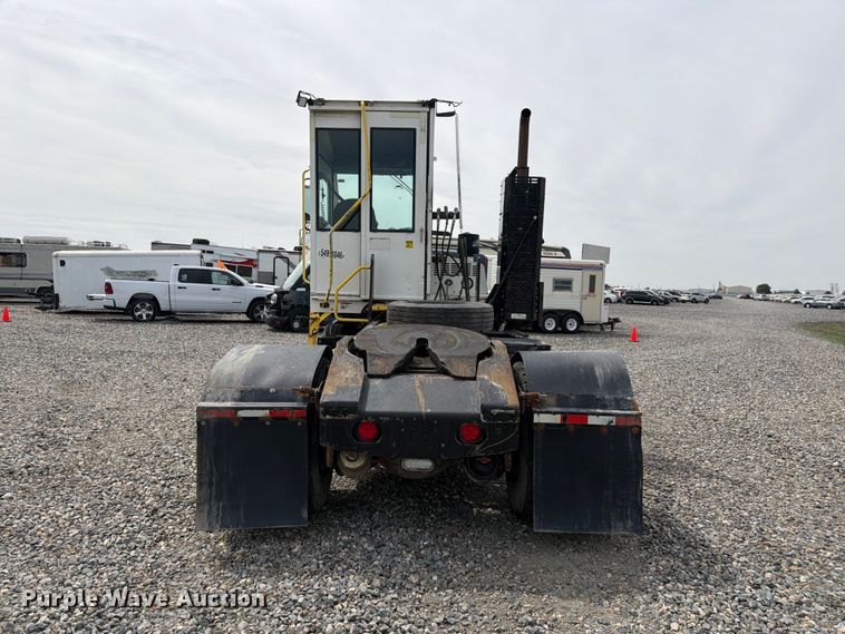image for item YA3668 2020 Autocar XSpotter yard truck