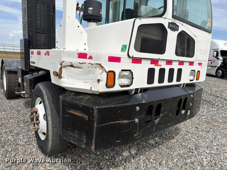 image for item YA3668 2020 Autocar XSpotter yard truck