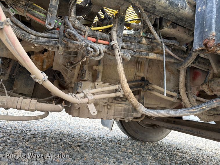 image for item YA3668 2020 Autocar XSpotter yard truck