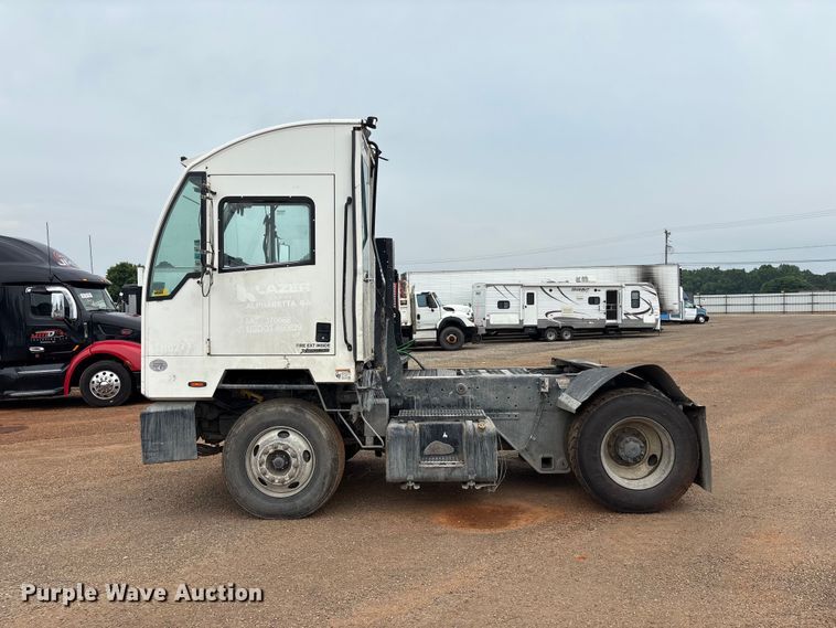 image for item YA3711 2019 Autocar Xspotter yard truck