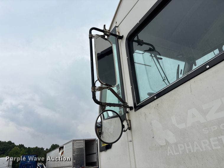 image for item YA3711 2019 Autocar Xspotter yard truck