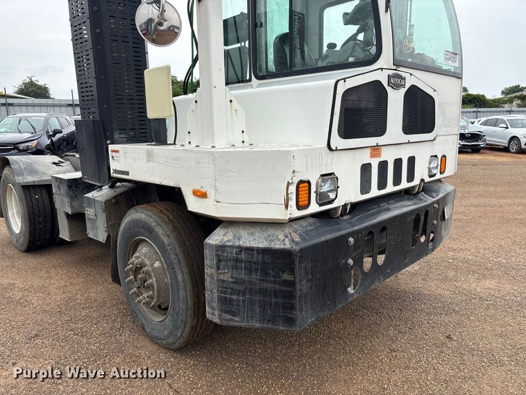 image for item YA3711 2019 Autocar Xspotter yard truck