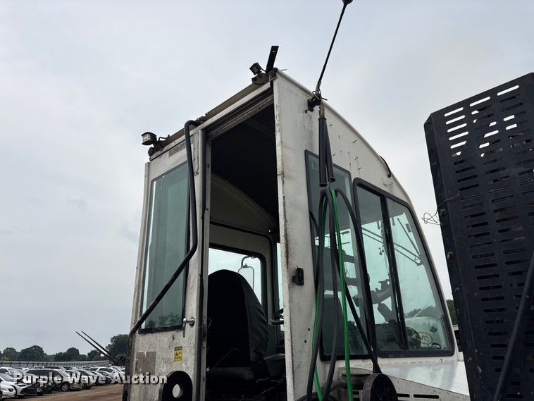 image for item YA3711 2019 Autocar Xspotter yard truck