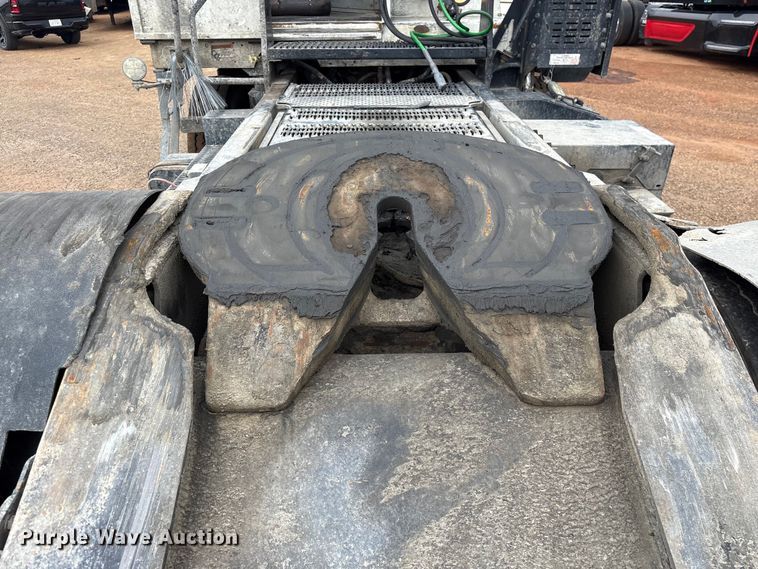 image for item YA3711 2019 Autocar Xspotter yard truck