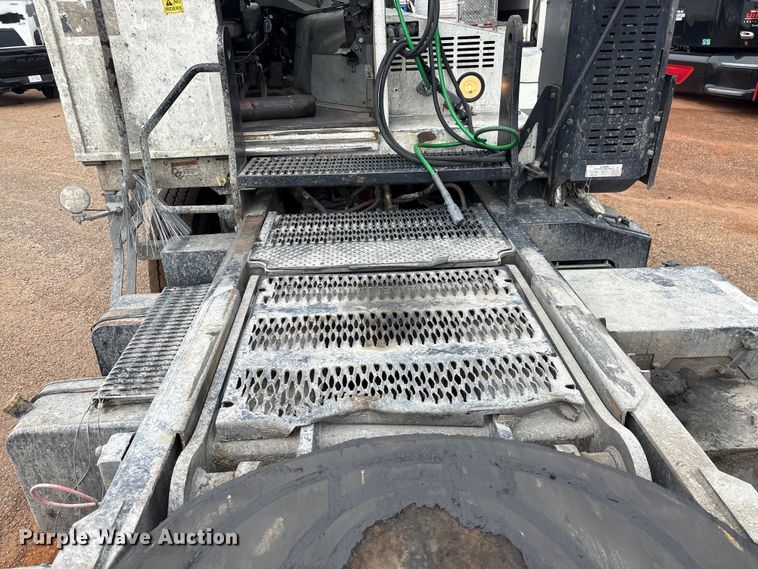 image for item YA3711 2019 Autocar Xspotter yard truck