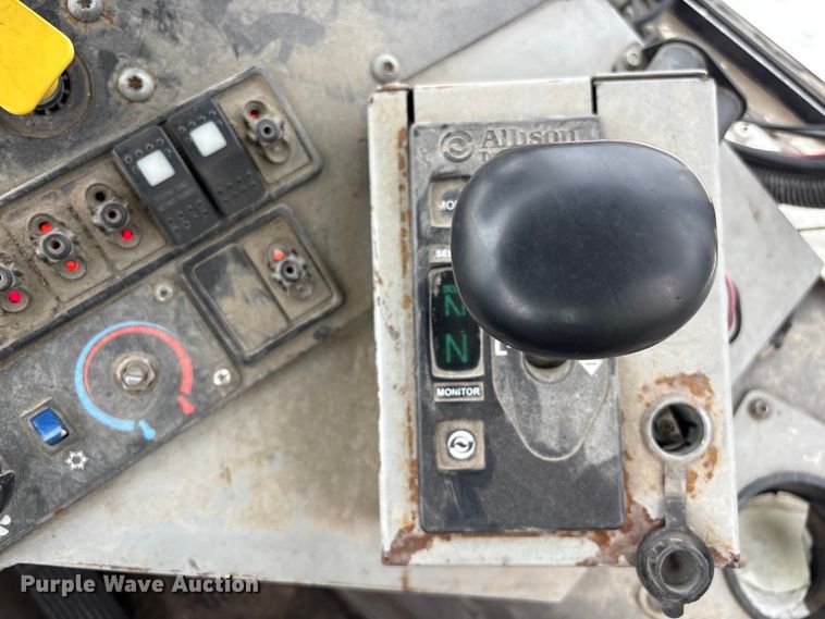 image for item YA3711 2019 Autocar Xspotter yard truck
