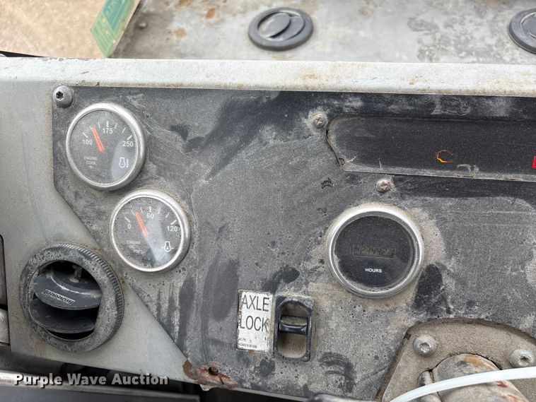 image for item YA3711 2019 Autocar Xspotter yard truck