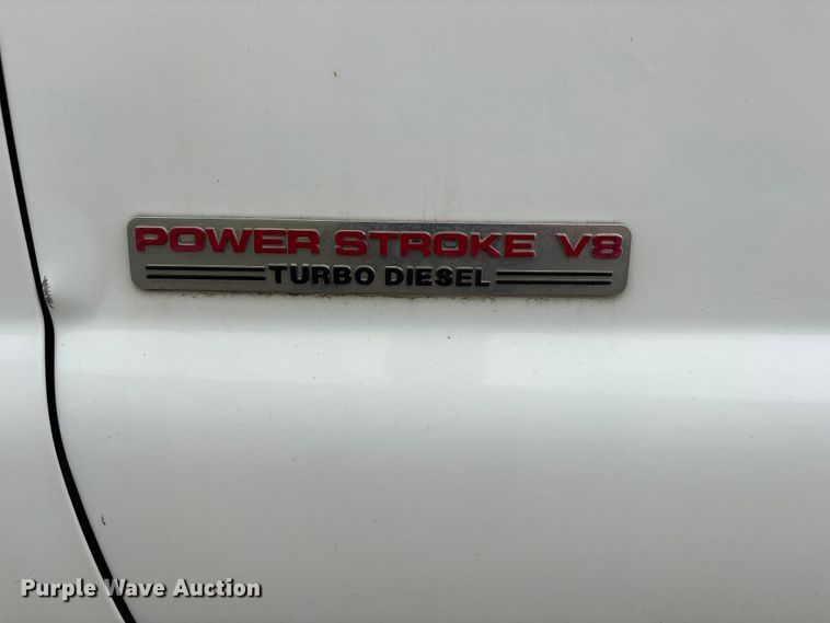 image for item DO5235 2004 Ford F450 Super Duty Ext. Cab utility / service truck
