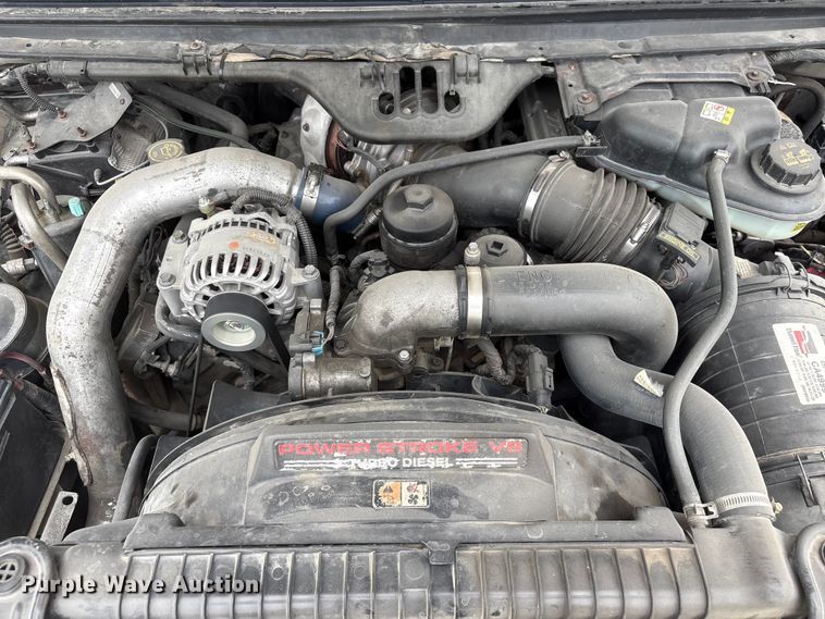 image for item DO5235 2004 Ford F450 Super Duty Ext. Cab utility / service truck