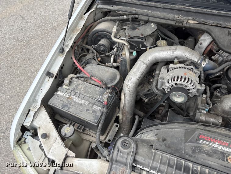 image for item DO5235 2004 Ford F450 Super Duty Ext. Cab utility / service truck