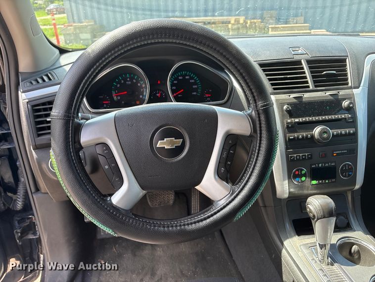 image for item DO5236 2010 Chevrolet Traverse SUV