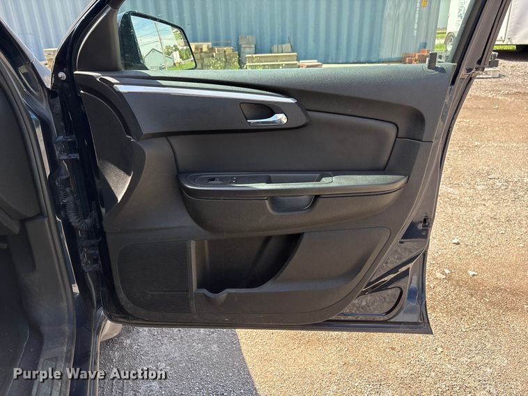 image for item DO5236 2010 Chevrolet Traverse SUV