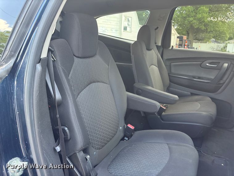 image for item DO5236 2010 Chevrolet Traverse SUV