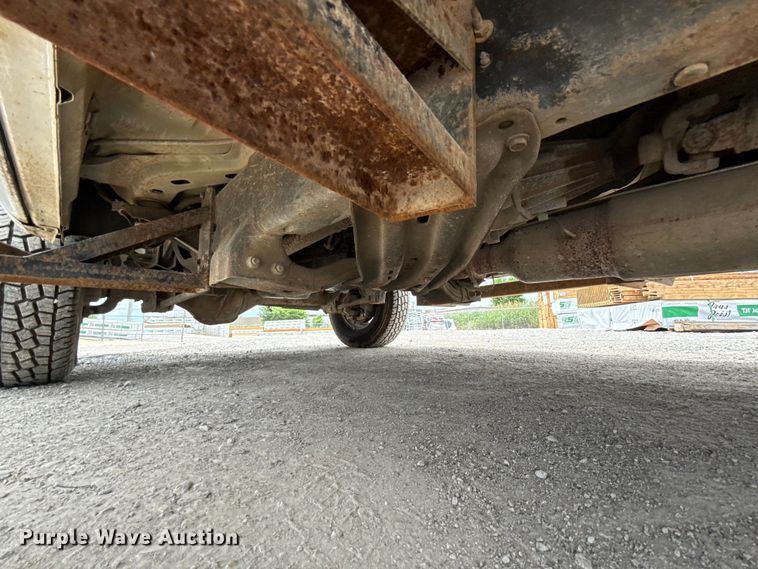 image for item DO8516 2010 Dodge Ram 3500 flatbed pickup truck