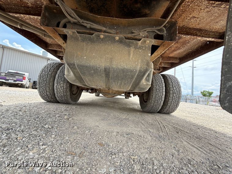 image for item DO8516 2010 Dodge Ram 3500 flatbed pickup truck