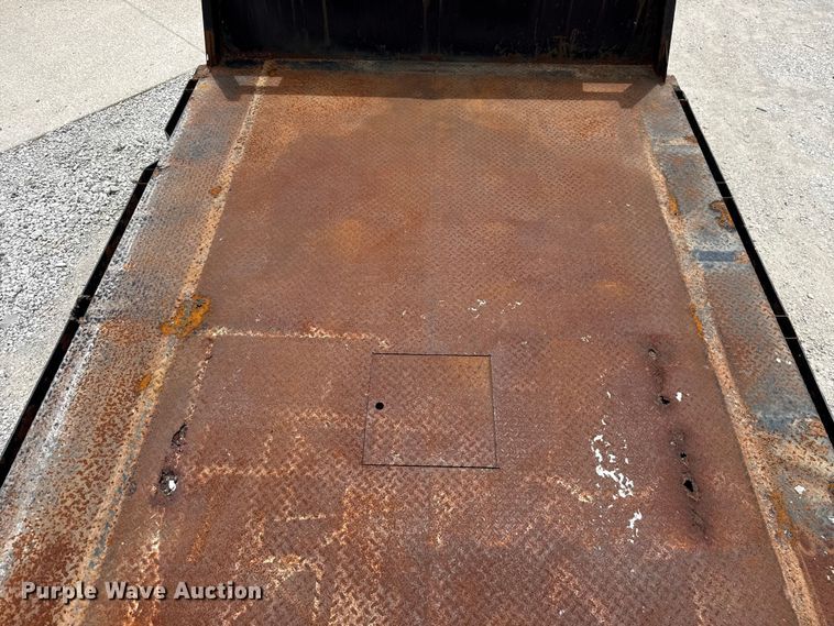 image for item DO8516 2010 Dodge Ram 3500 flatbed pickup truck