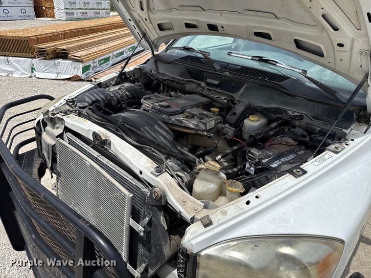 image for item DO8516 2010 Dodge Ram 3500 flatbed pickup truck