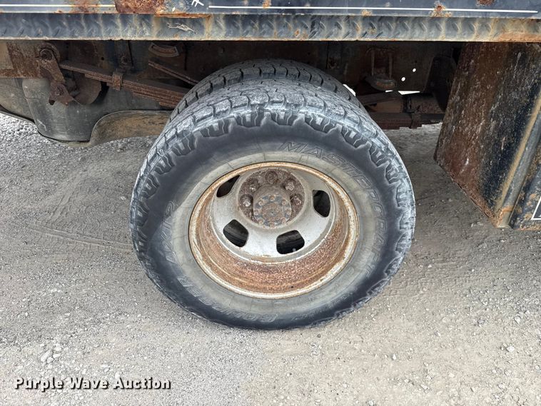 image for item DO8516 2010 Dodge Ram 3500 flatbed pickup truck