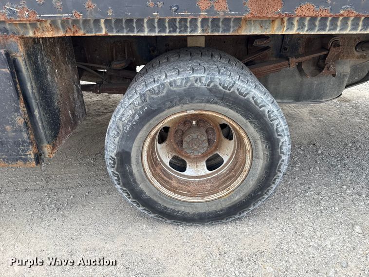 image for item DO8516 2010 Dodge Ram 3500 flatbed pickup truck