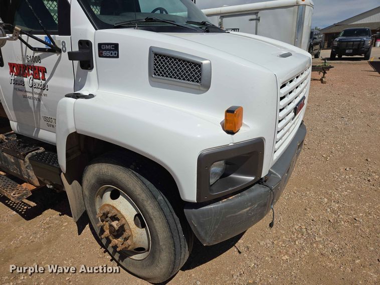 image for item DP8936 2005 GMC C6500 dump flatbed truck