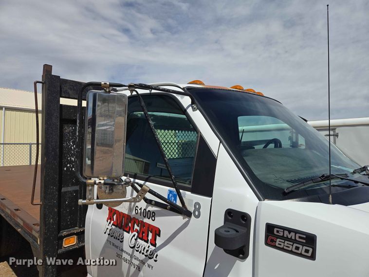 image for item DP8936 2005 GMC C6500 dump flatbed truck