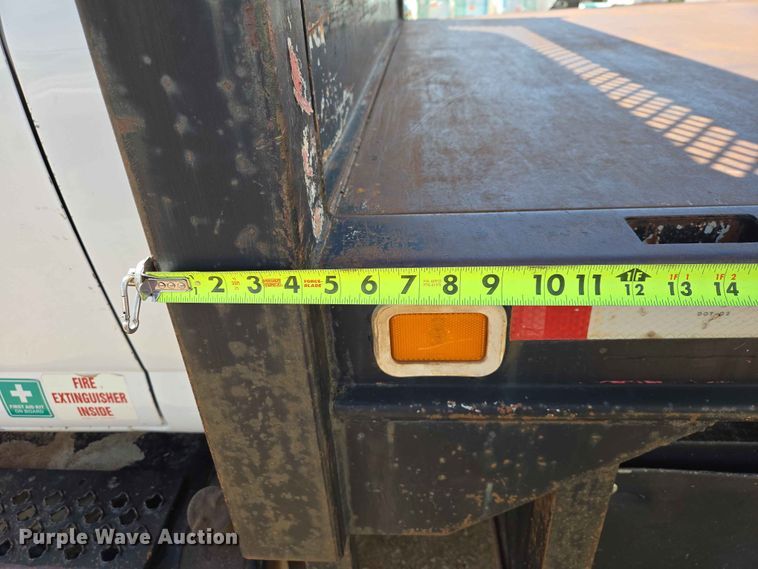 image for item DP8936 2005 GMC C6500 dump flatbed truck