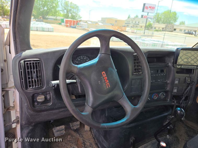 image for item DP8936 2005 GMC C6500 dump flatbed truck