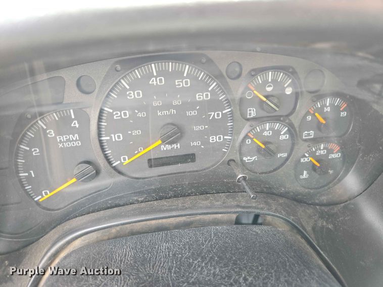 image for item DP8936 2005 GMC C6500 dump flatbed truck