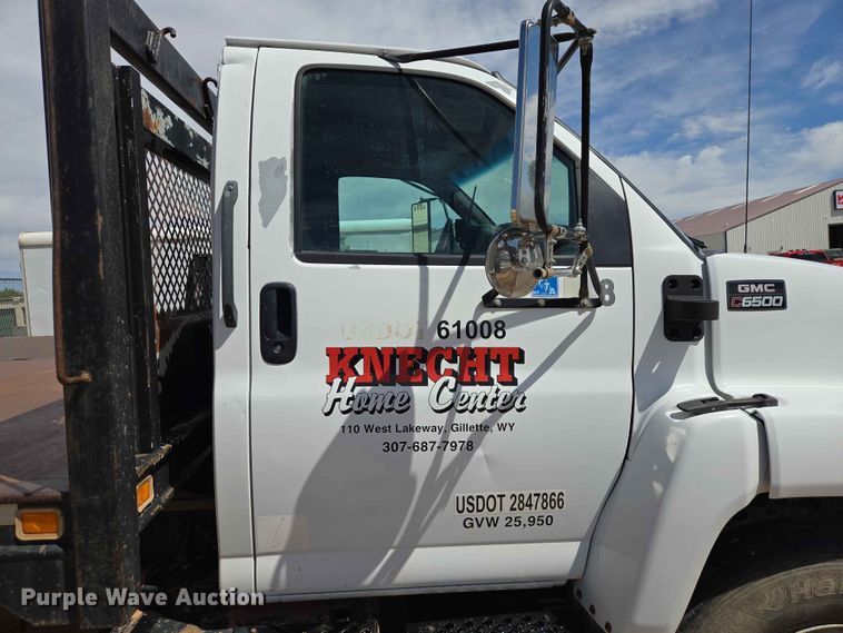 image for item DP8936 2005 GMC C6500 dump flatbed truck