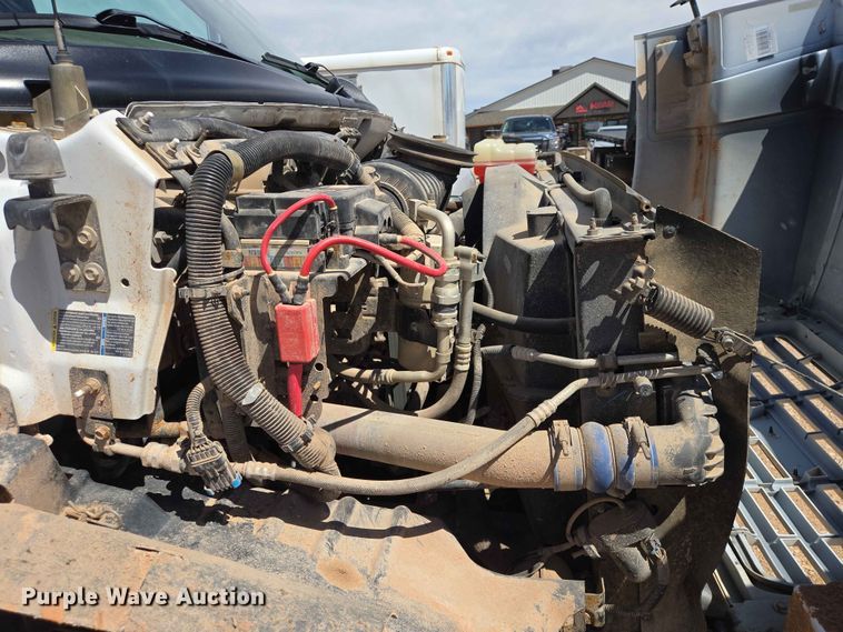 image for item DP8936 2005 GMC C6500 dump flatbed truck