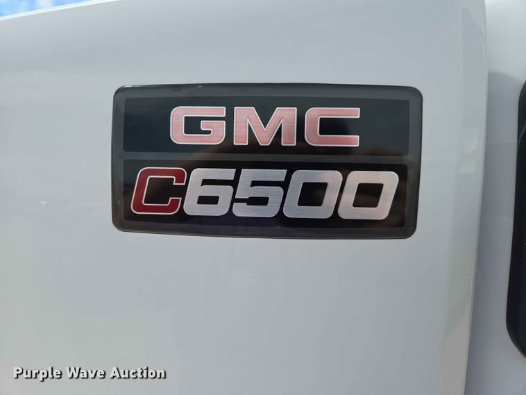 image for item DP8936 2005 GMC C6500 dump flatbed truck