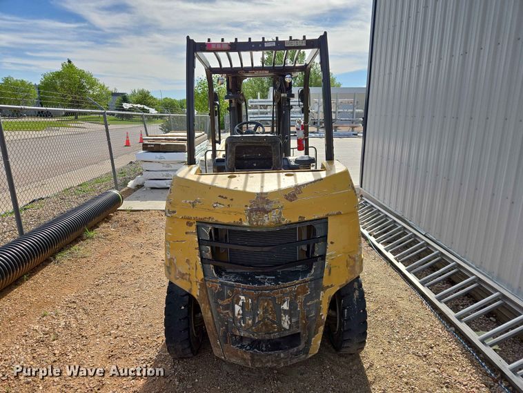 image for item DP8937 Caterpillar PD8000 forklift