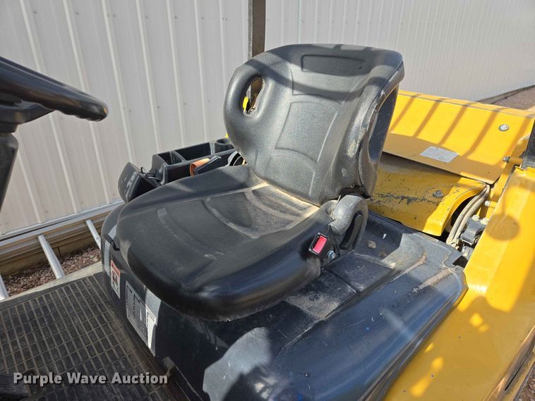 image for item DP8937 Caterpillar PD8000 forklift
