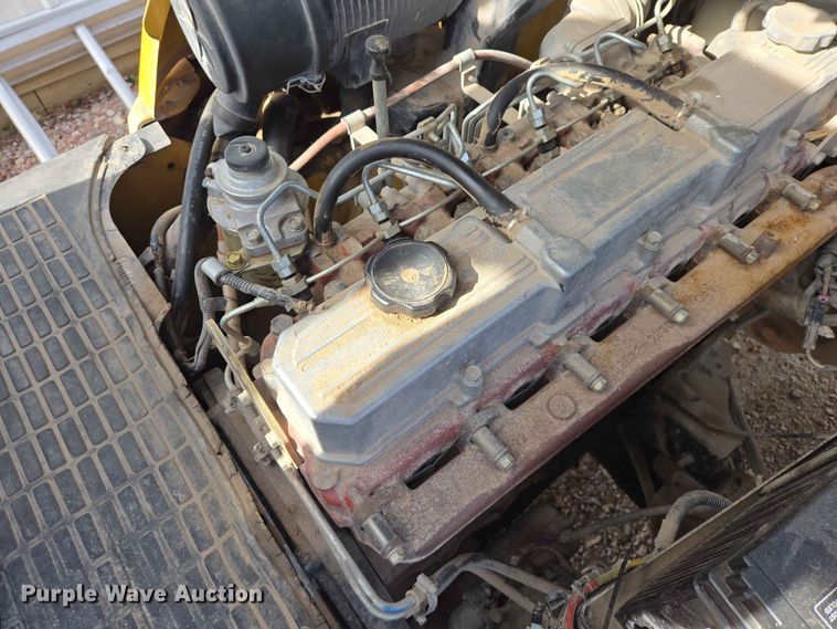 image for item DP8937 Caterpillar PD8000 forklift
