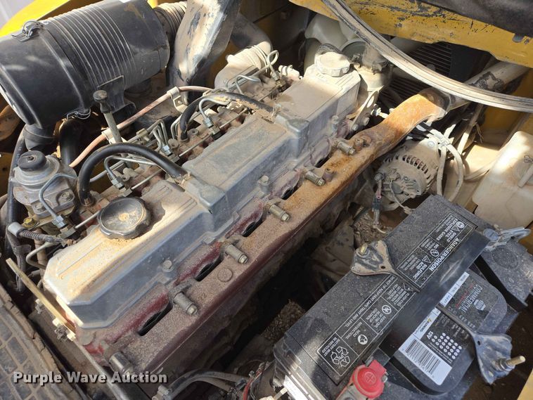 image for item DP8937 Caterpillar PD8000 forklift