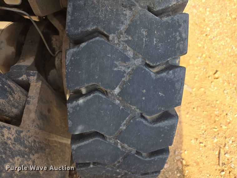 image for item DP8937 Caterpillar PD8000 forklift
