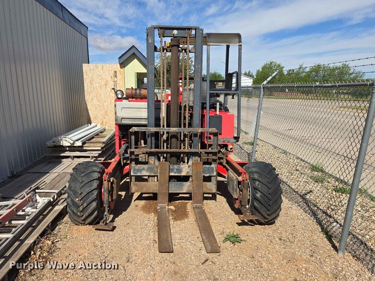 image for item DP8938 2001 Moffett M5000 forklift