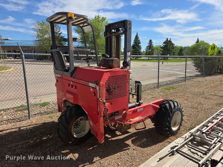 image for item DP8938 2001 Moffett M5000 forklift