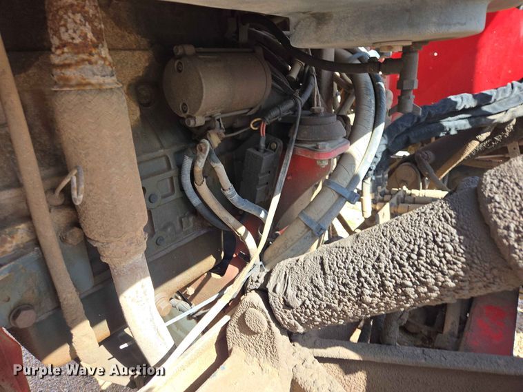 image for item DP8938 2001 Moffett M5000 forklift