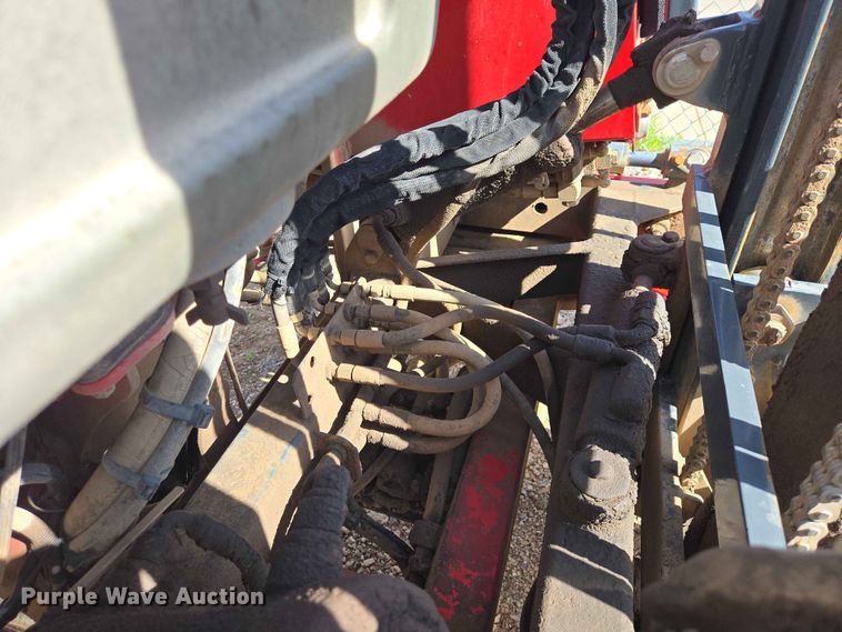 image for item DP8938 2001 Moffett M5000 forklift