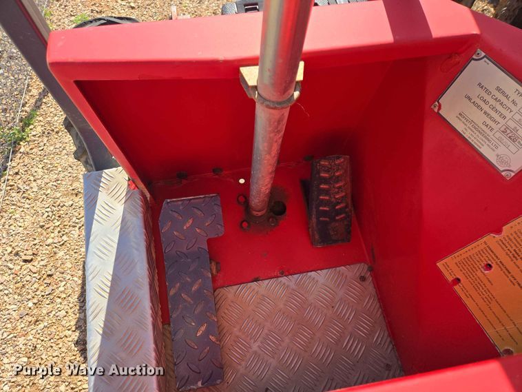 image for item DP8938 2001 Moffett M5000 forklift
