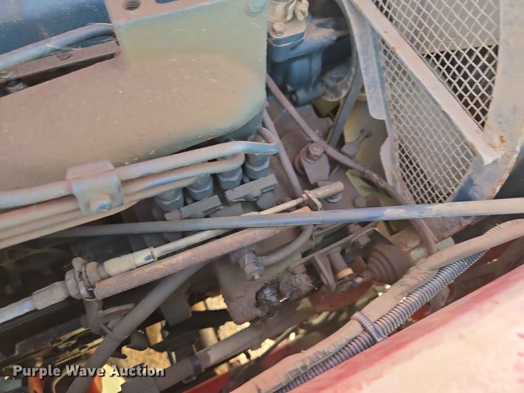 image for item DP8938 2001 Moffett M5000 forklift