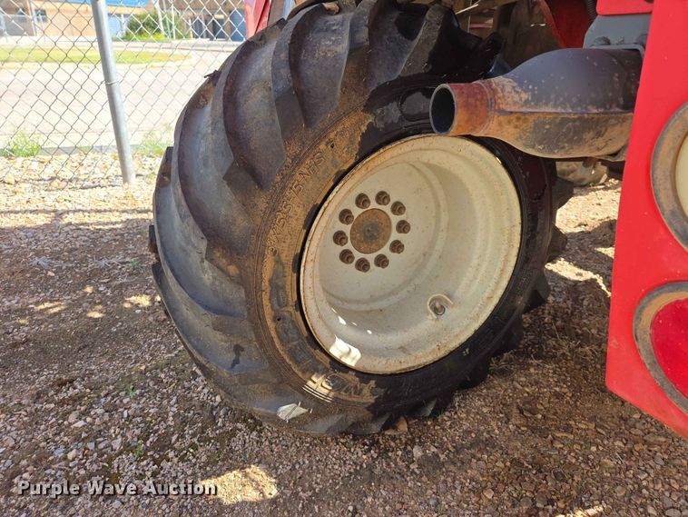 image for item DP8938 2001 Moffett M5000 forklift