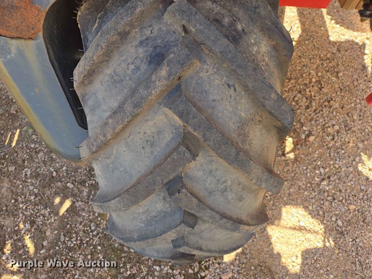 image for item DP8938 2001 Moffett M5000 forklift