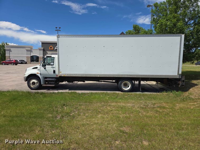 image for item DP8942 2014 International 4300 box truck