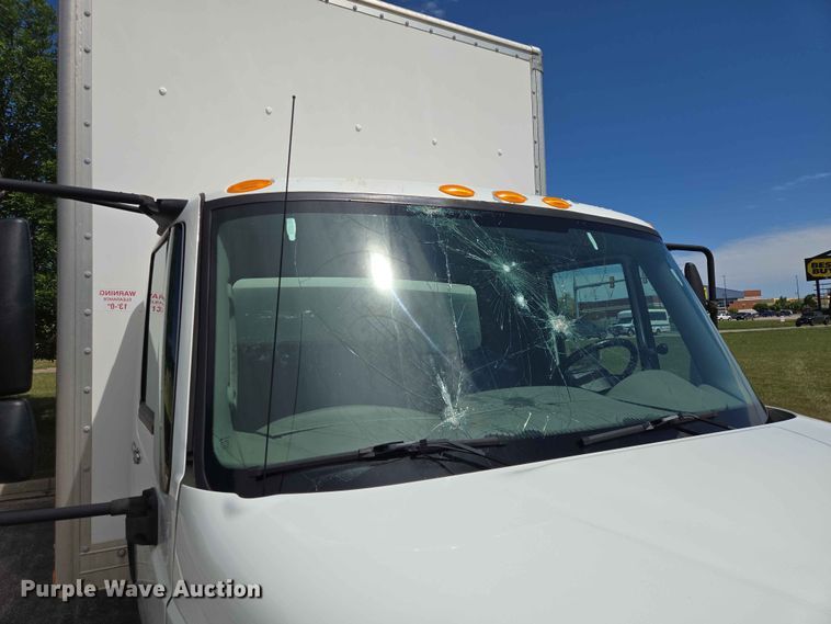 image for item DP8942 2014 International 4300 box truck