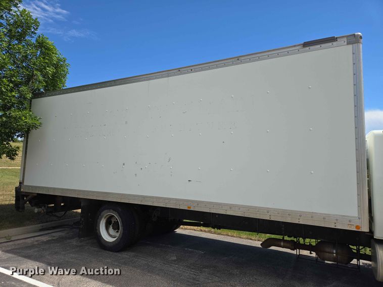 image for item DP8942 2014 International 4300 box truck